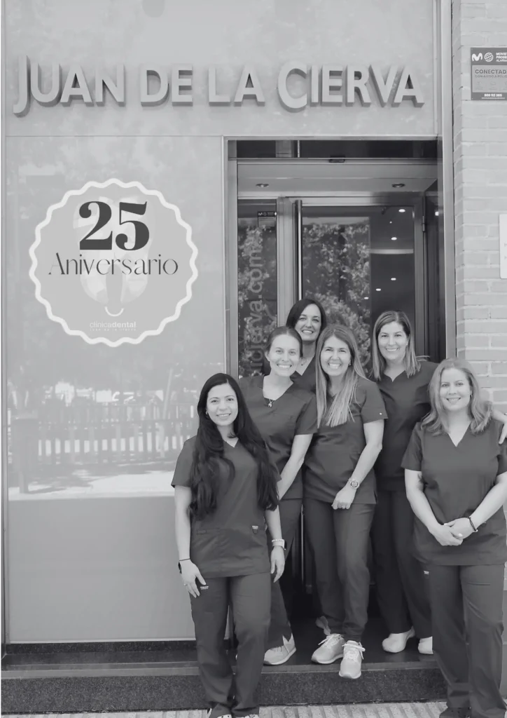 Equipo profesionales Clínica Dental Juan de la Cierva - Dentistas en Getafe